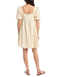 Stellah Aubrey Square Neck 3D Lace Dress