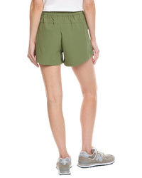 Beyond Yoga Peak 3In Short