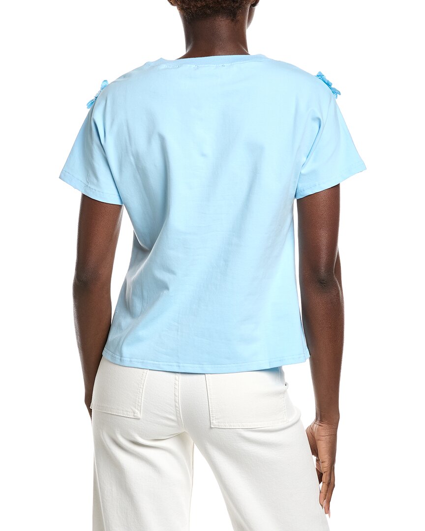 Gracia Flower Applique Solid Color T-Shirt