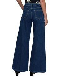 L’AGENCE L’Agence Savina Low-Rise Wide Leg Sneaker Jean
