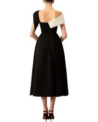 Homeyee Solid Midi Dress