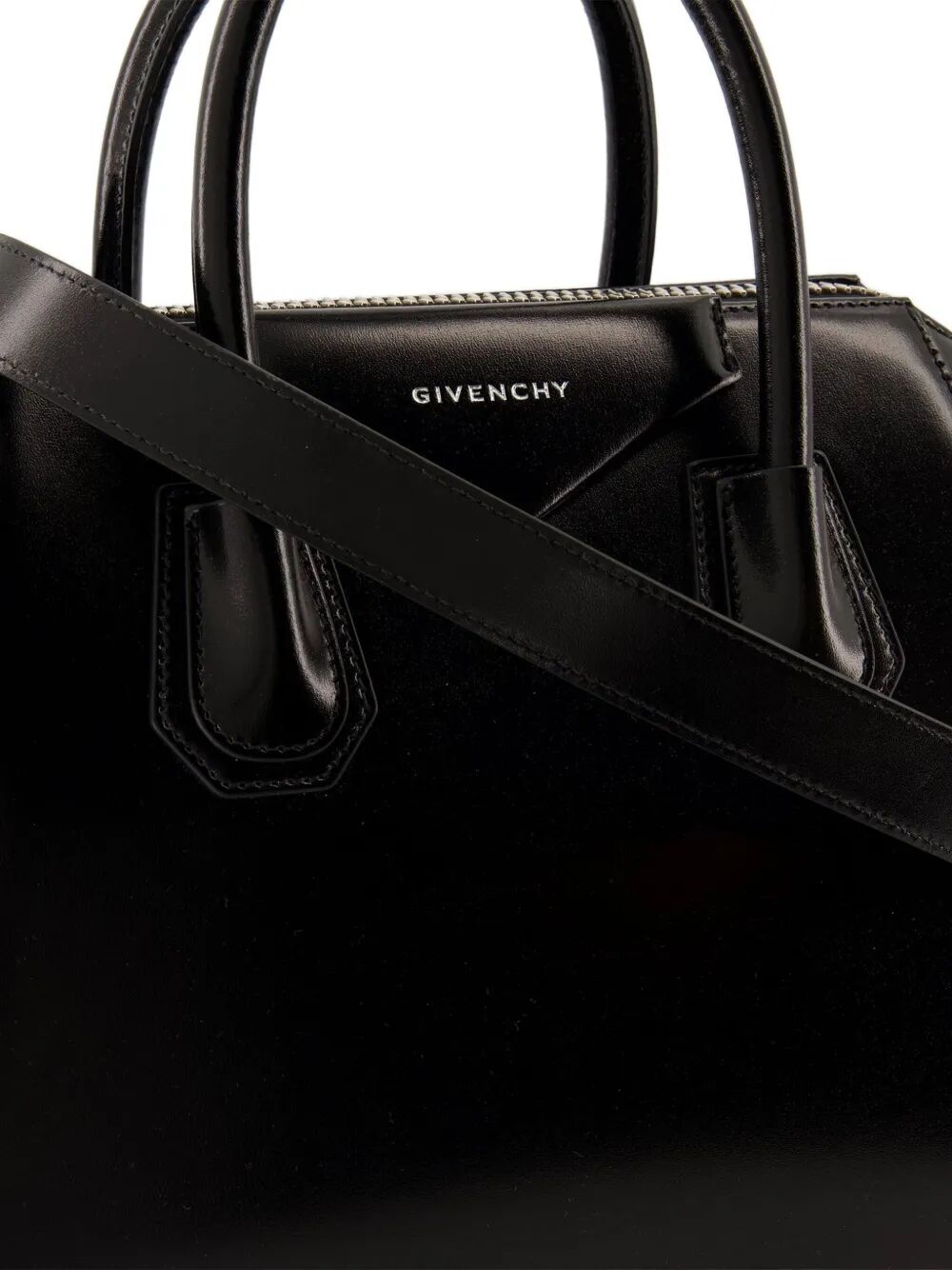 Givenchy Women Small Antigona Bag In Box Leather