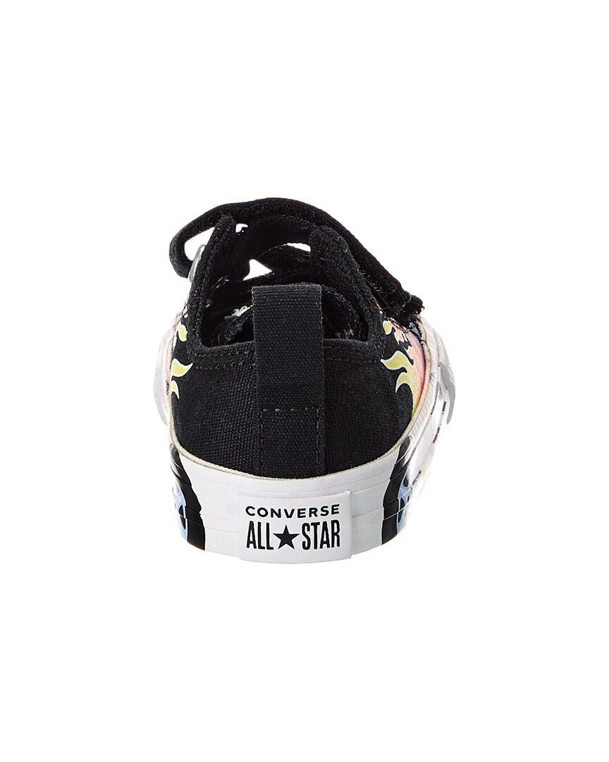 Converse Chuck Taylor All Star 2V Canvas Sneaker