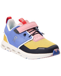 On Running On Running Canvas Sneaker