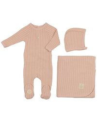 Mon Tresor Cable Knit Layette Set