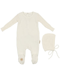 Mon Tresor Luxe Texture Footie & Hat Set