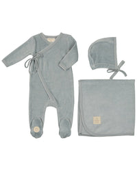 Mon Tresor Scallop Wrap Layette Set