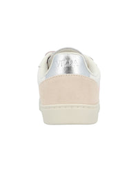 Veja Leather Sneaker