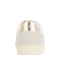 Veja Leather Sneaker