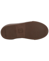 Veja Leather Sneaker