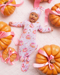 Bums & Roses Bums & Roses Pink Of The Patch Knotted Gown & Beanie