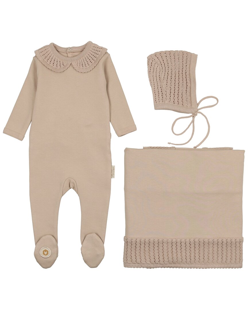 Mon Tresor Graceful Collar Layette Set