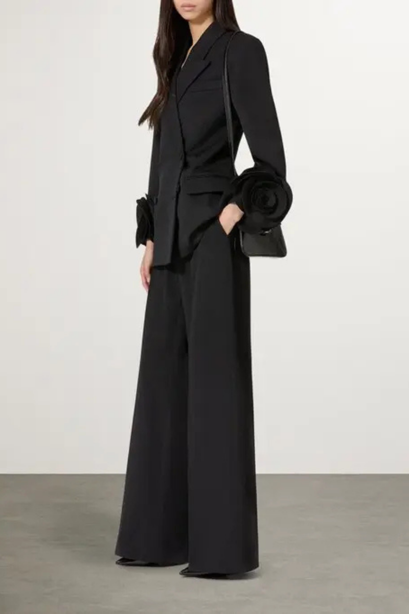Valentino Garavani Valentino Garavani Virgin Wool Wide-Leg Tailored Trousers In Black