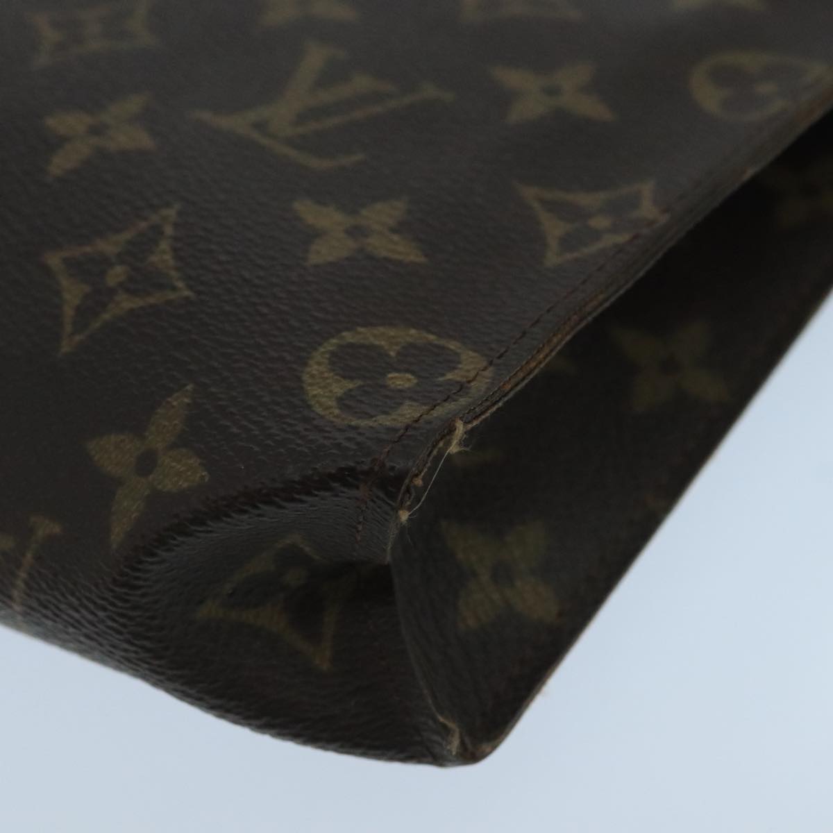 Louis Vuitton Poche Toilette Brown Canvas Clutch Bag (Pre-Owned)