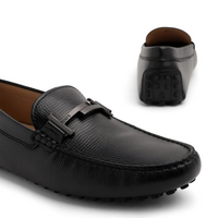 Tods Pebbled Leather Gommino Driving Shoes Black