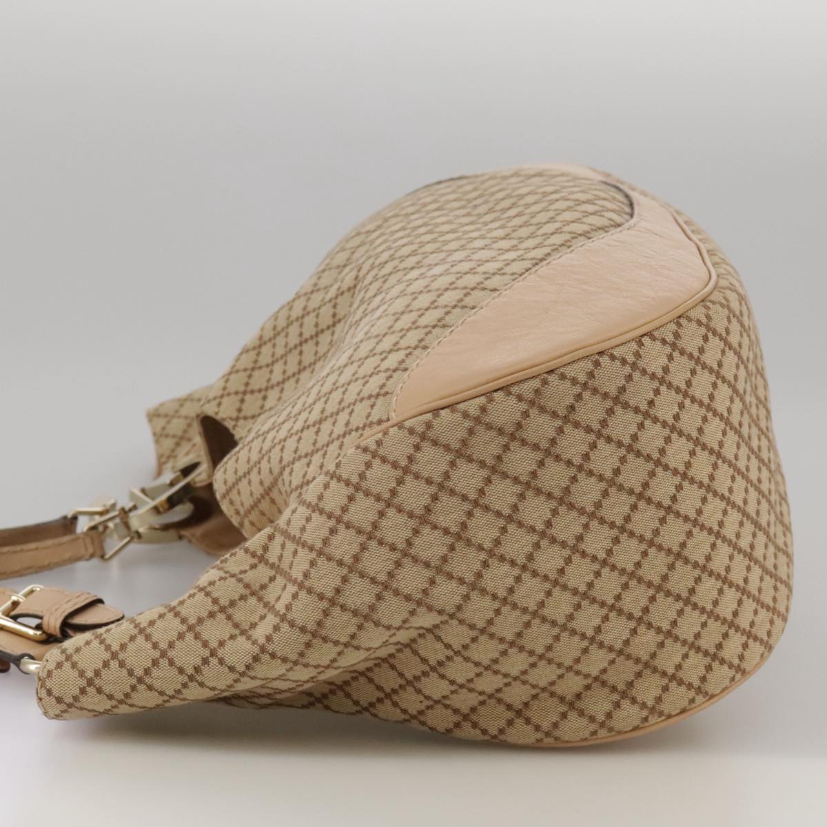 Gucci Charlotte Beige Canvas Shoulder Bag (Pre-Owned)