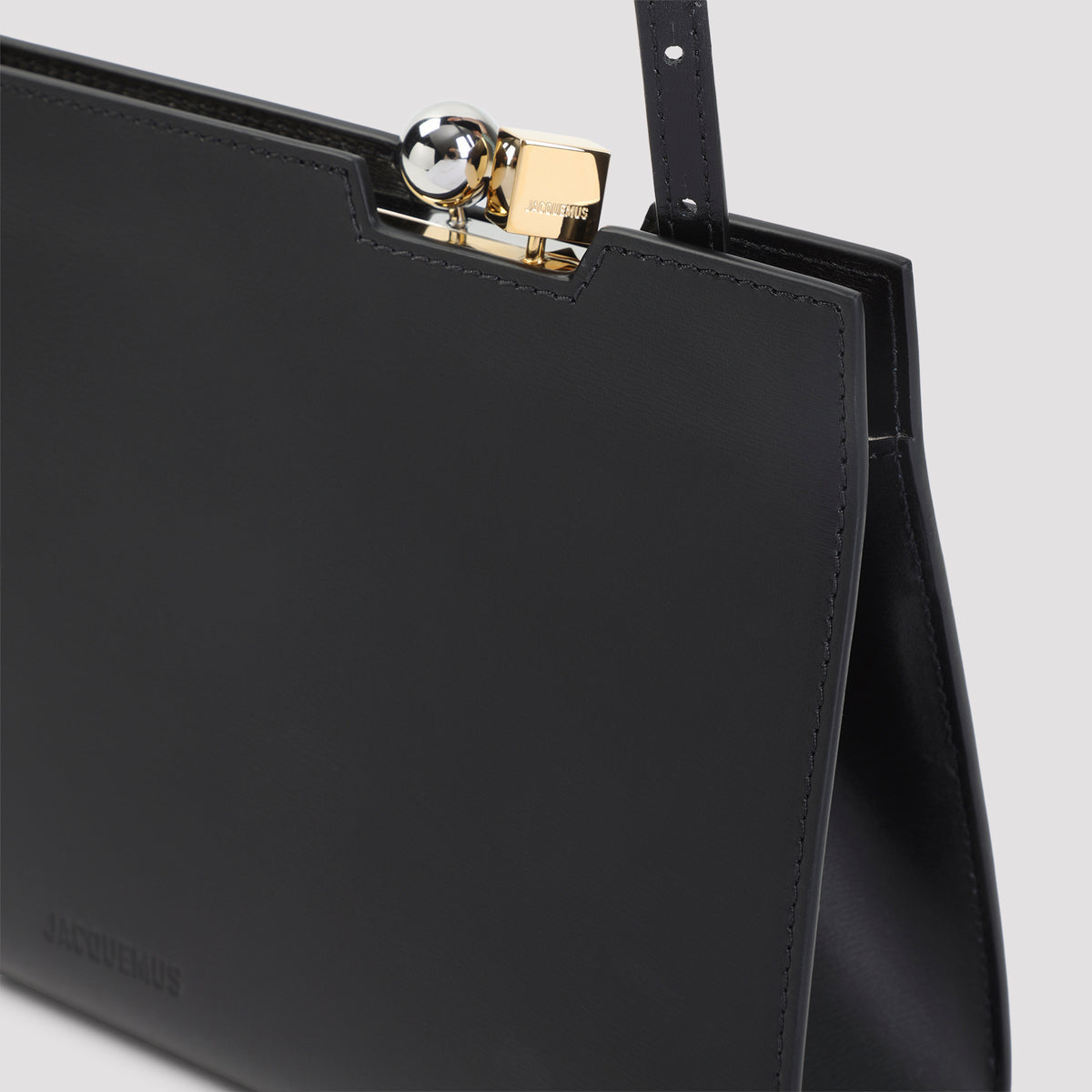 Jacquemus Le Salon Handbag Women