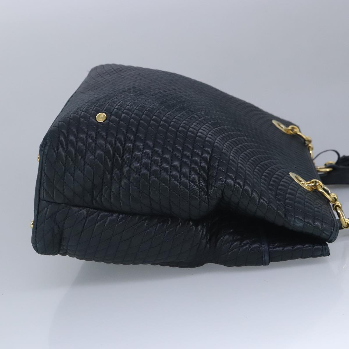 Bally Navy Leather Shoulder Bag (Pre-Owned)