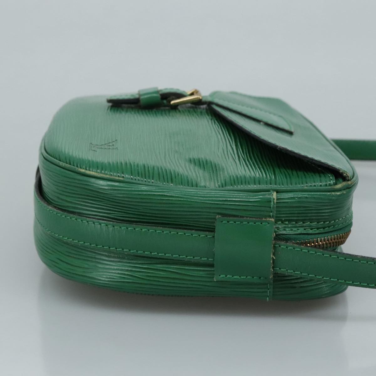 Louis Vuitton Jeune Fille Green Leather Shoulder Bag (Pre-Owned)