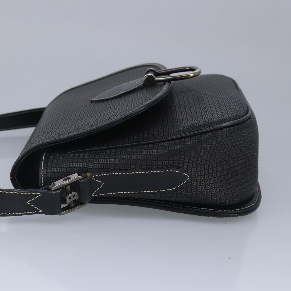 Bally Black Leather Shoulder Bag (Pre-Owned)