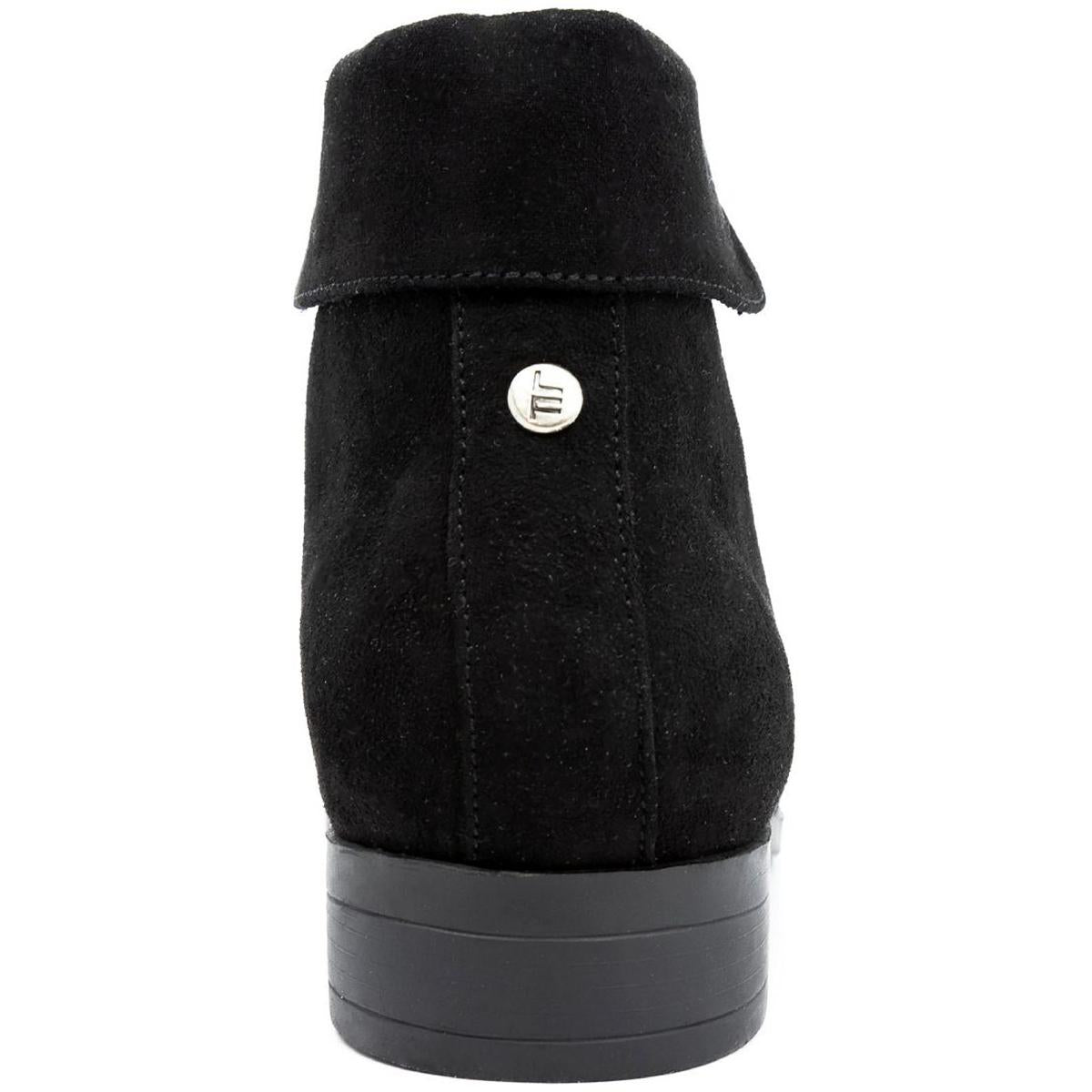 Clora Womens Padded Insole Ankle Combat & Lace-up Boots