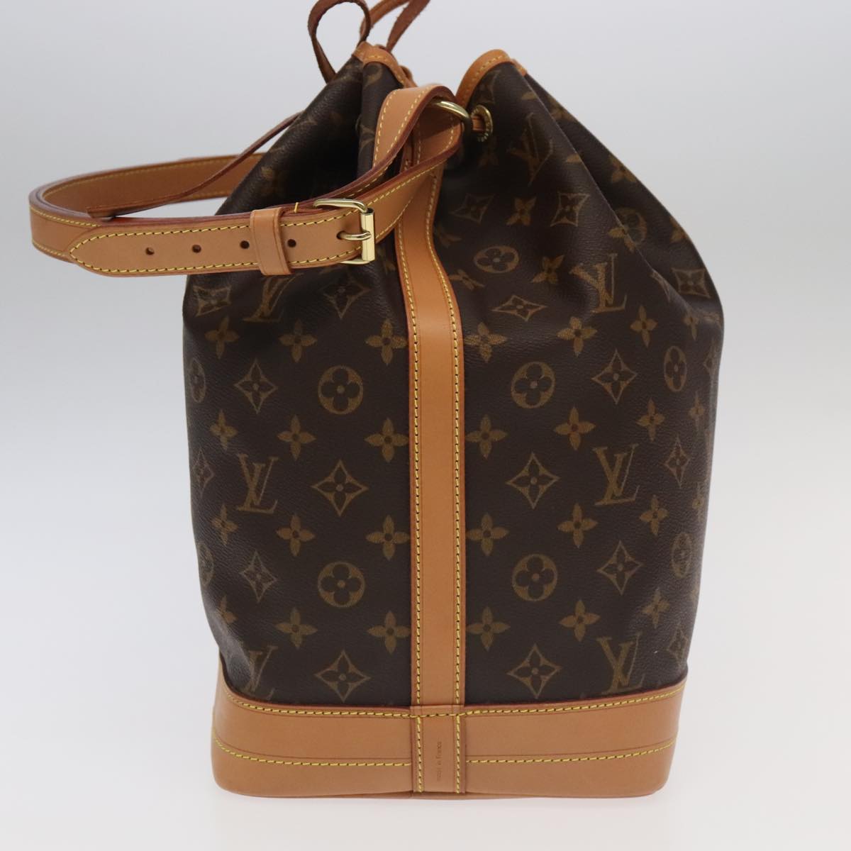 Louis Vuitton Noé Brown Canvas Shoulder Bag (Pre-Owned)