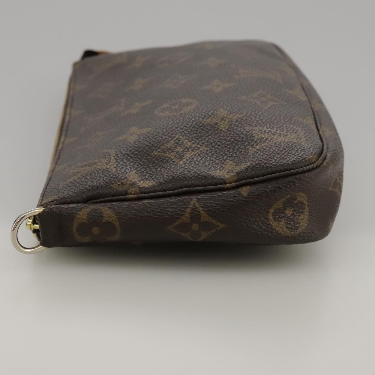 Louis Vuitton Pochette Accessoire Brown Canvas Clutch Bag (Pre-Owned)