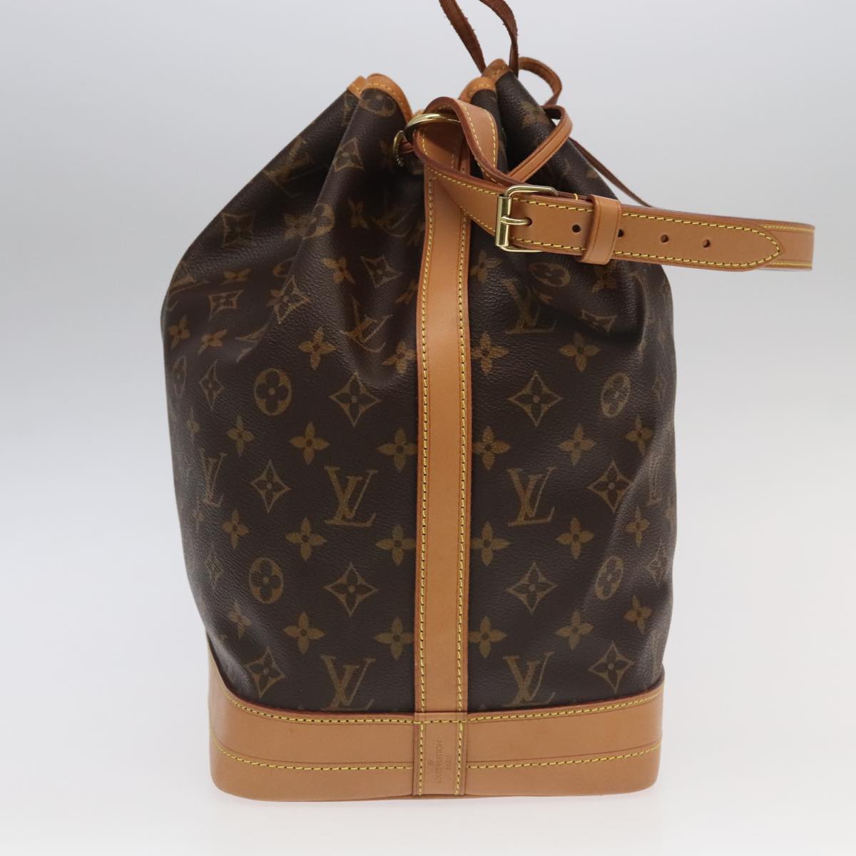 Louis Vuitton Noé Brown Canvas Shoulder Bag (Pre-Owned)