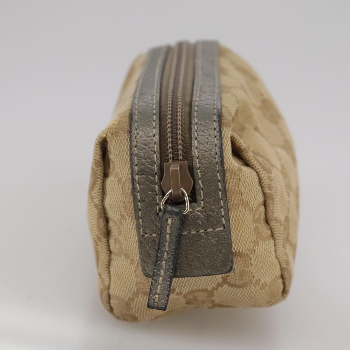 Gucci Gg Canvas Beige Canvas Clutch Bag (Pre-Owned)