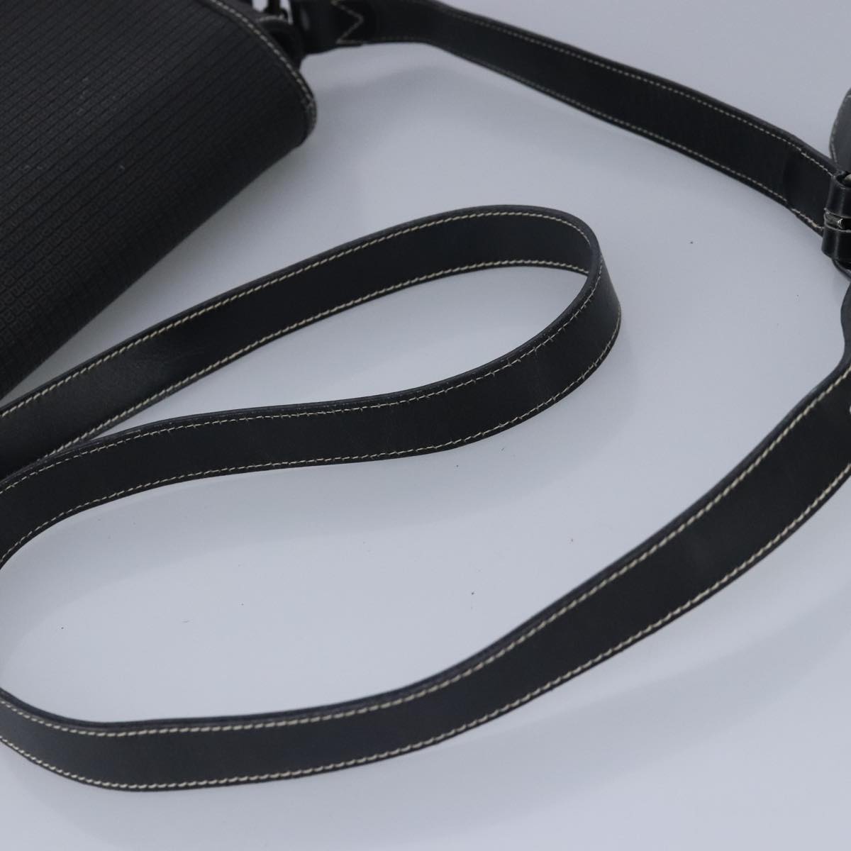 Bally Black Leather Shoulder Bag (Pre-Owned)