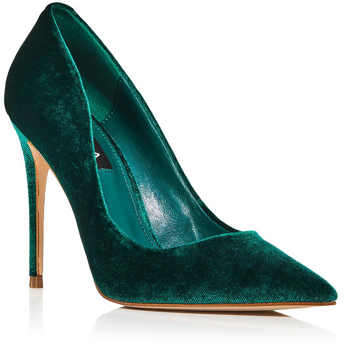 Brit Womens Velvet Slip-On Pumps