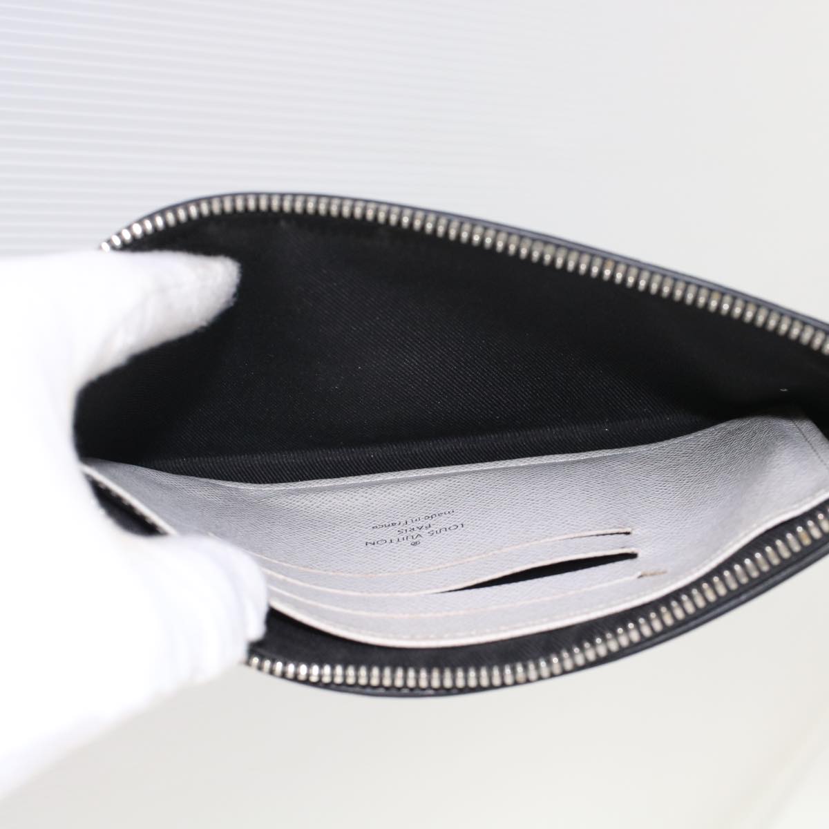 Louis Vuitton Discovery Pochette Monogram Taigarama Gray Leather Clutche & Pouche Bag (Authentic Pre-Loved)