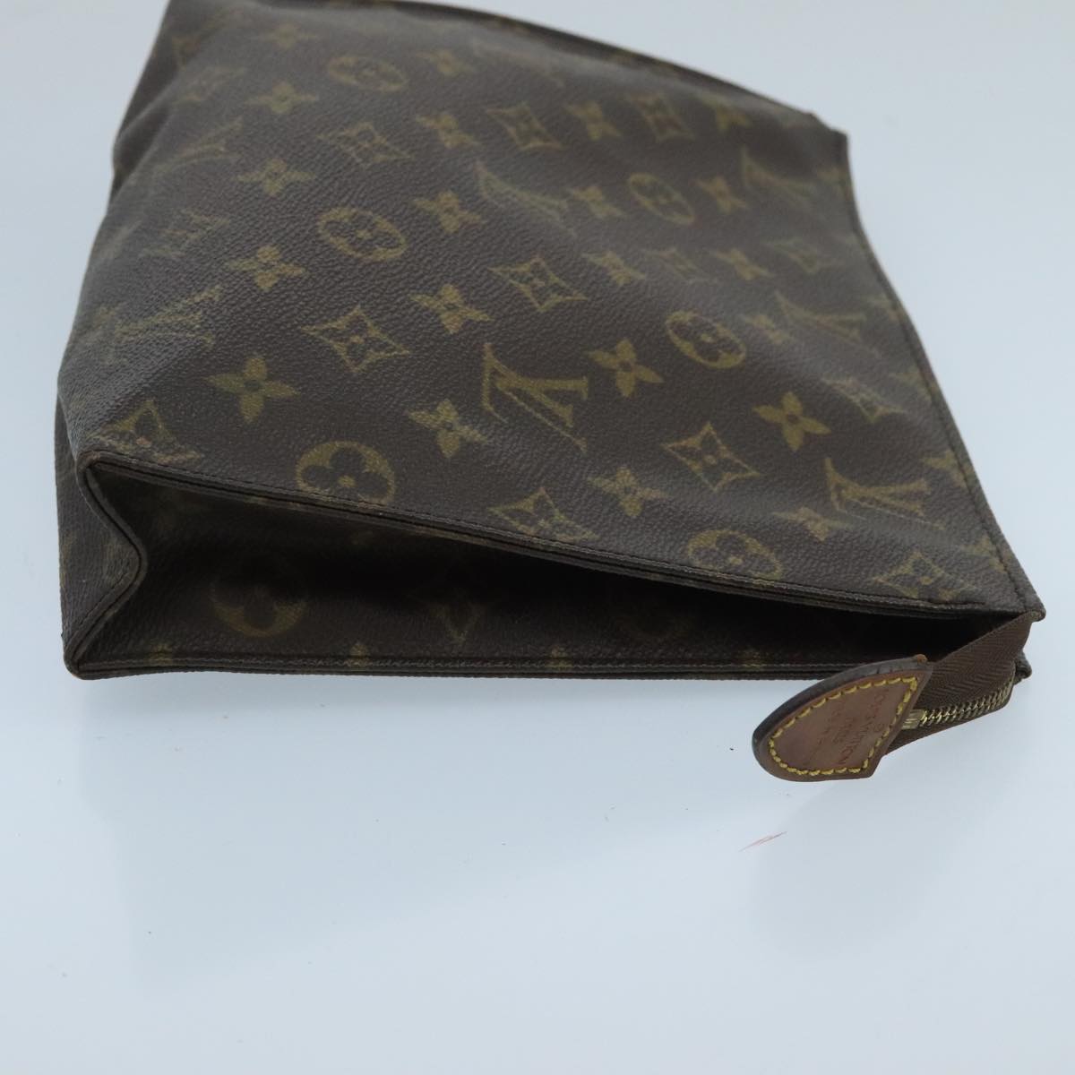 Louis Vuitton Poche Toilette Brown Canvas Clutch Bag (Pre-Owned)