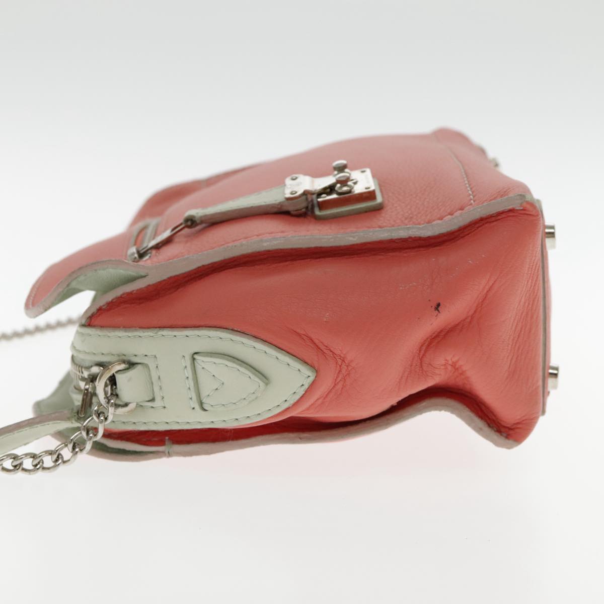 Louis Vuitton Pink Leather Shoulder Bag (Pre-Owned)