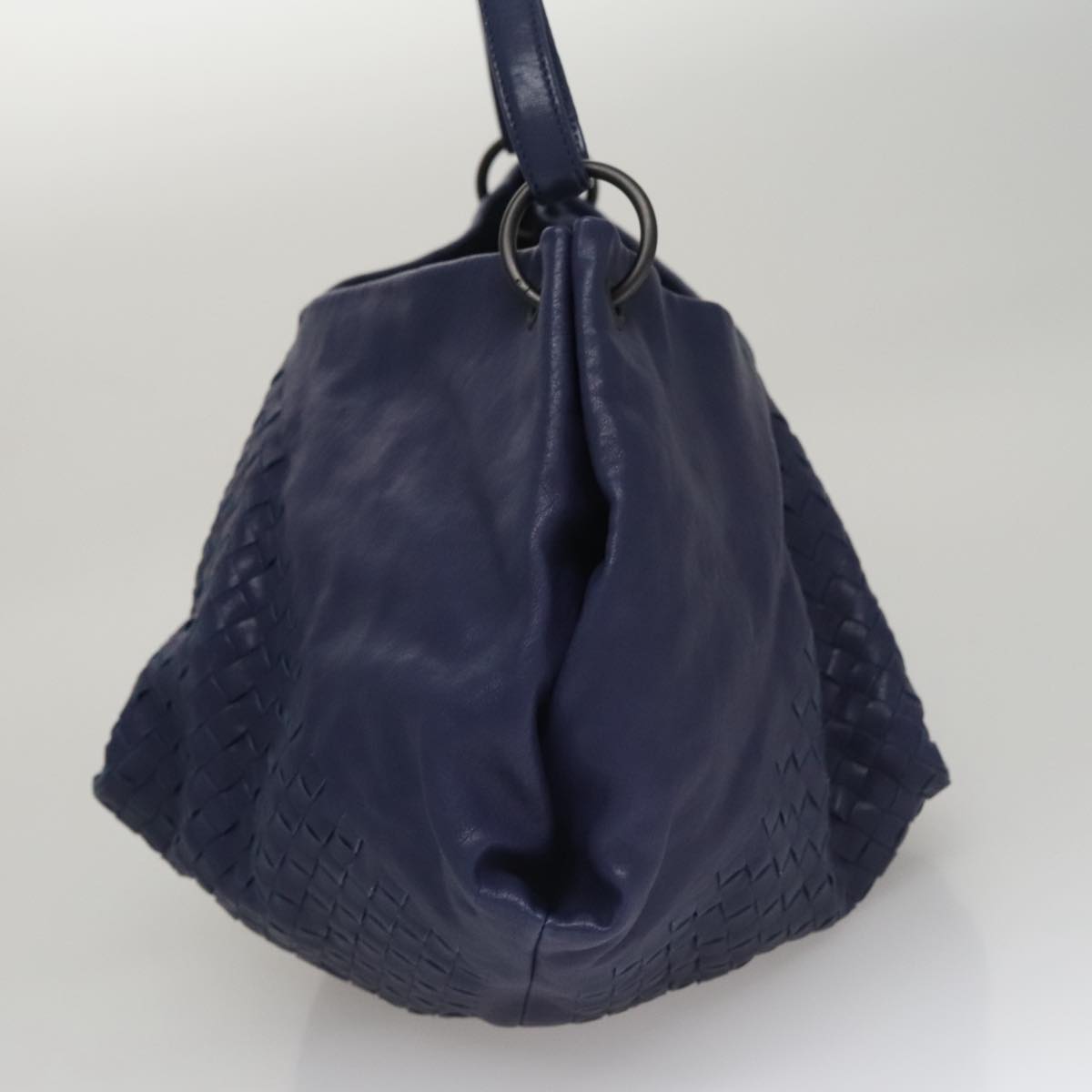 Bottega Veneta Intrecciato Navy Leather Shoulder Bag (Pre-Owned)