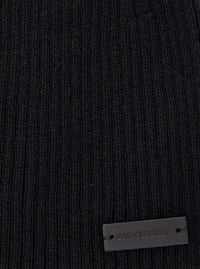 Saint Laurent Men Black Beanie With Logo Patch In Cashmere Man
