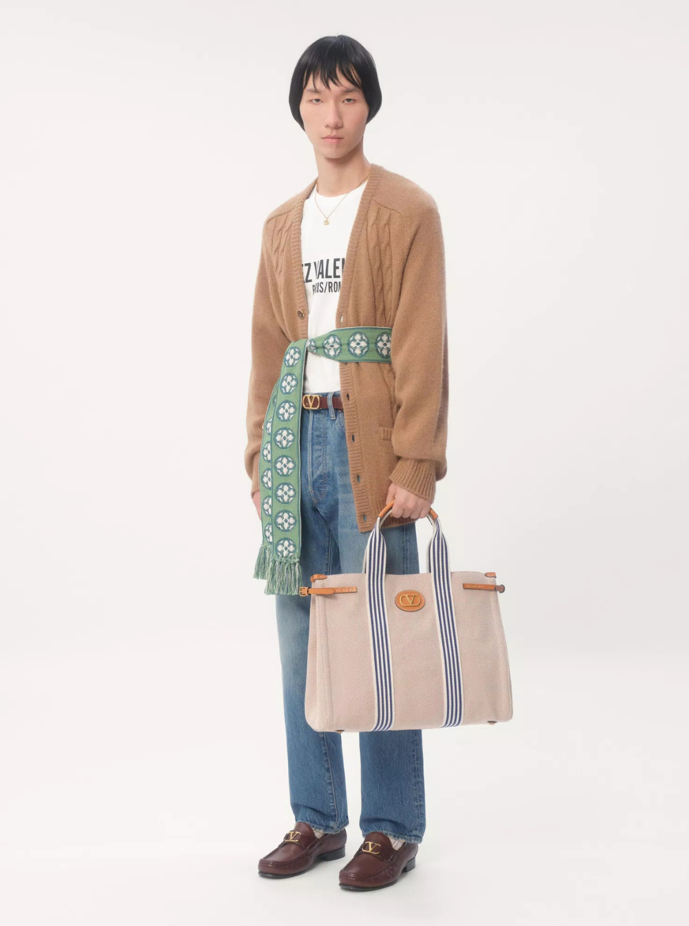 Valentino Men 'Chez' White Crewneck T-Shirt With Maxi Logo Print