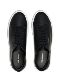 Axel Arigato Men '90 Clean' Black Low Top Sneakers With Logo Lettering On The Side In Leather Man