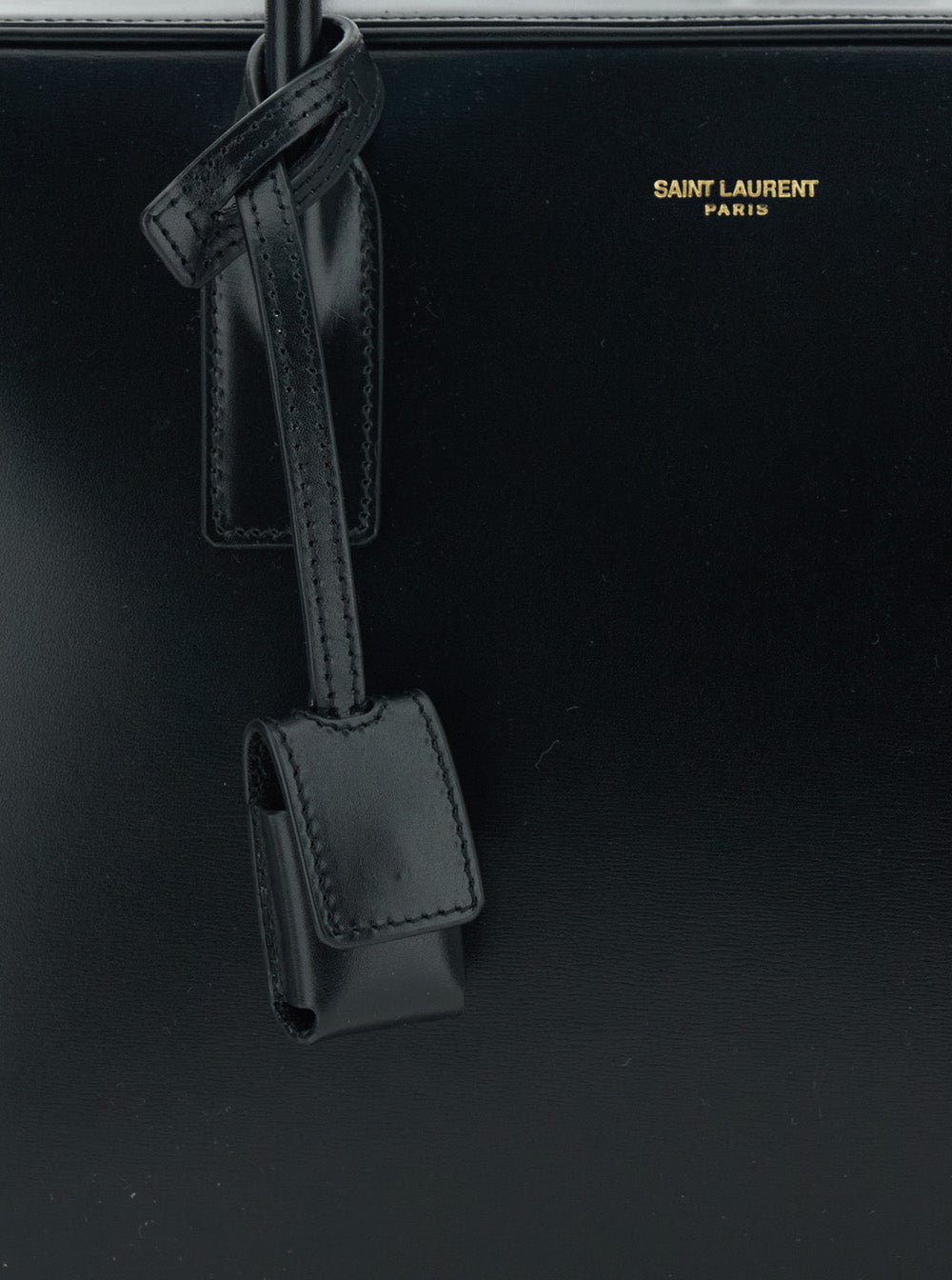 Saint Laurent Women Black Shoulder Bag With Logo Lettering On The Front And Keychain Detail In Leather Woman