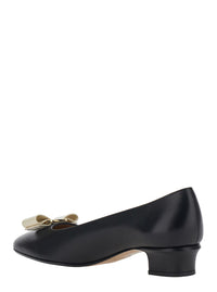 FERRAGAMO Ferragamo Women 'Vara 2.0' Black Pumps With Block Heel And Logo Plate On The Front In Leather Woman