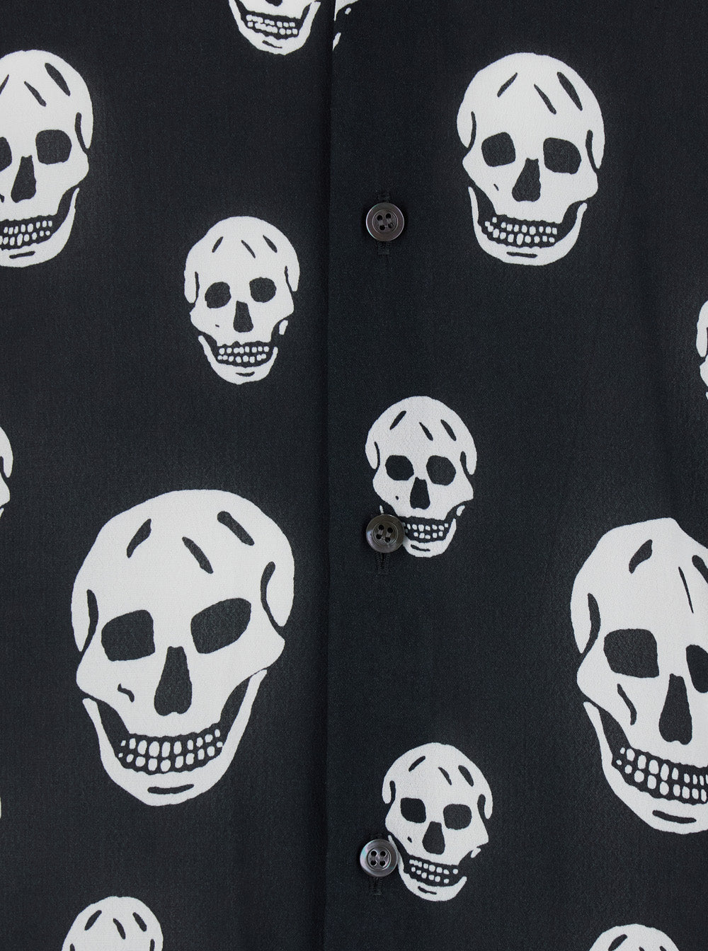ALEXANDER MCQUEEN Alexander Mcqueen Men Black Pointed Collar Shirt With All-Over Skull Print For Men
