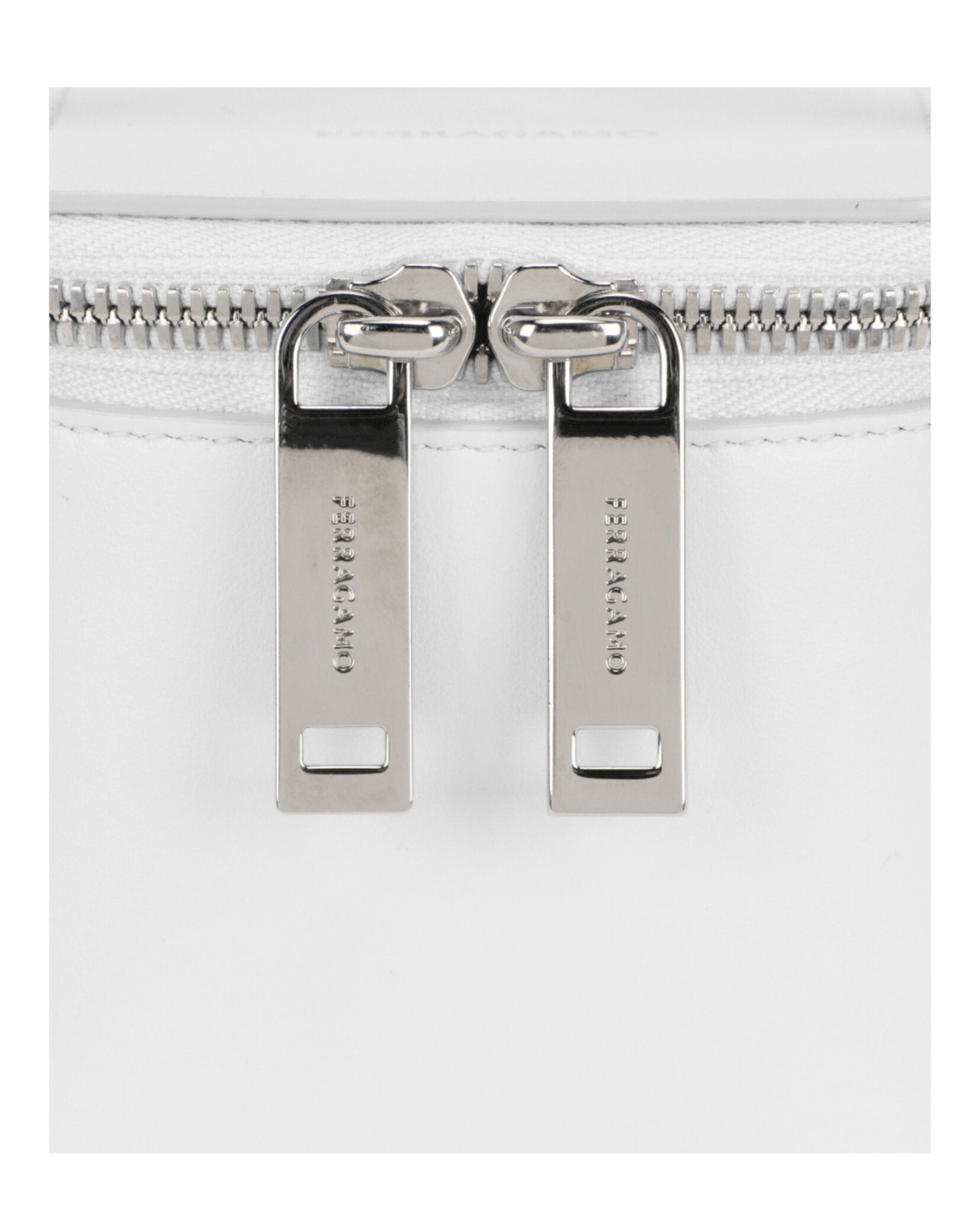 Ferragamo Womens Micro Zip-Around Shoulder Bag