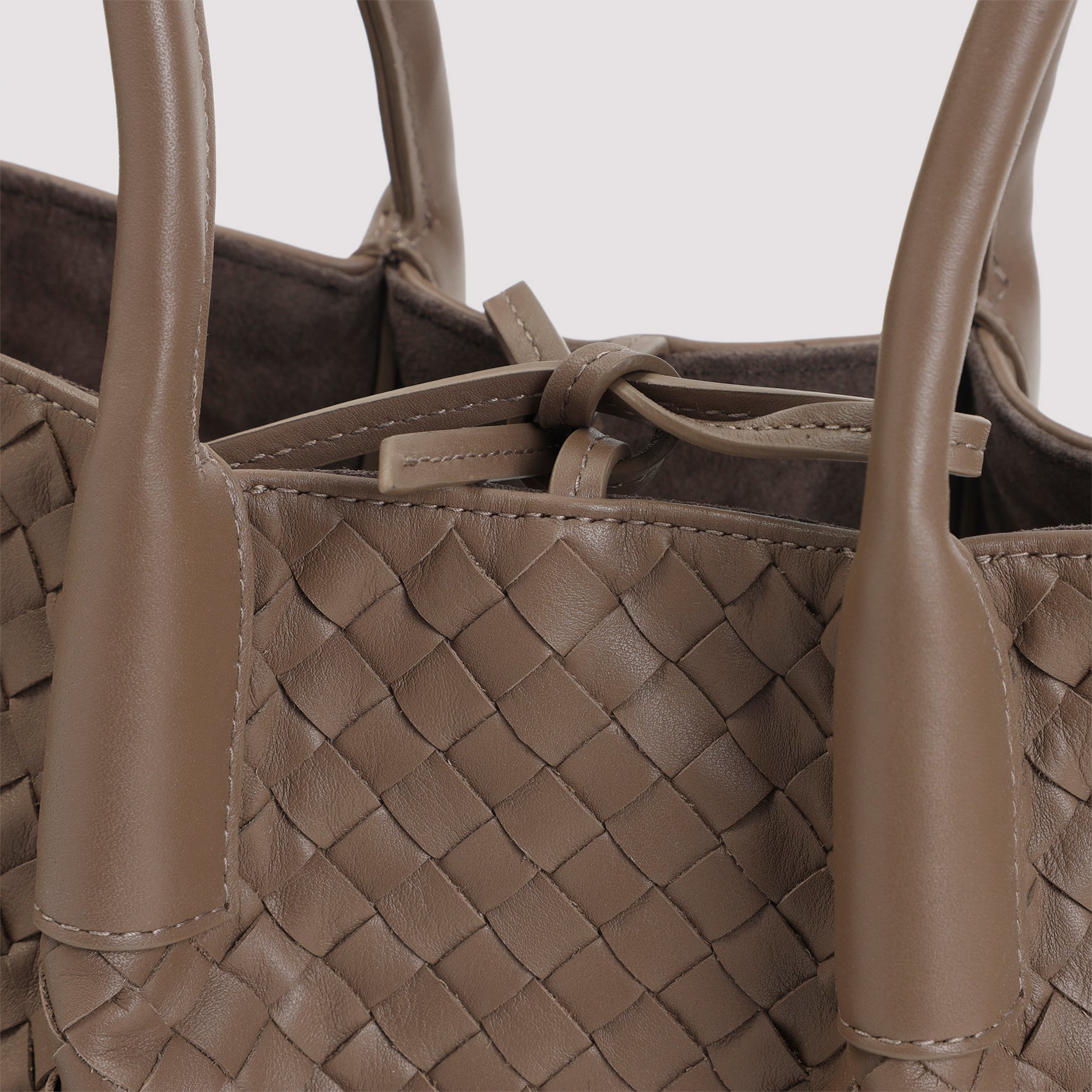 BOTTEGA VENETA Bottega Veneta Pinacoteca Medium Handbag Women