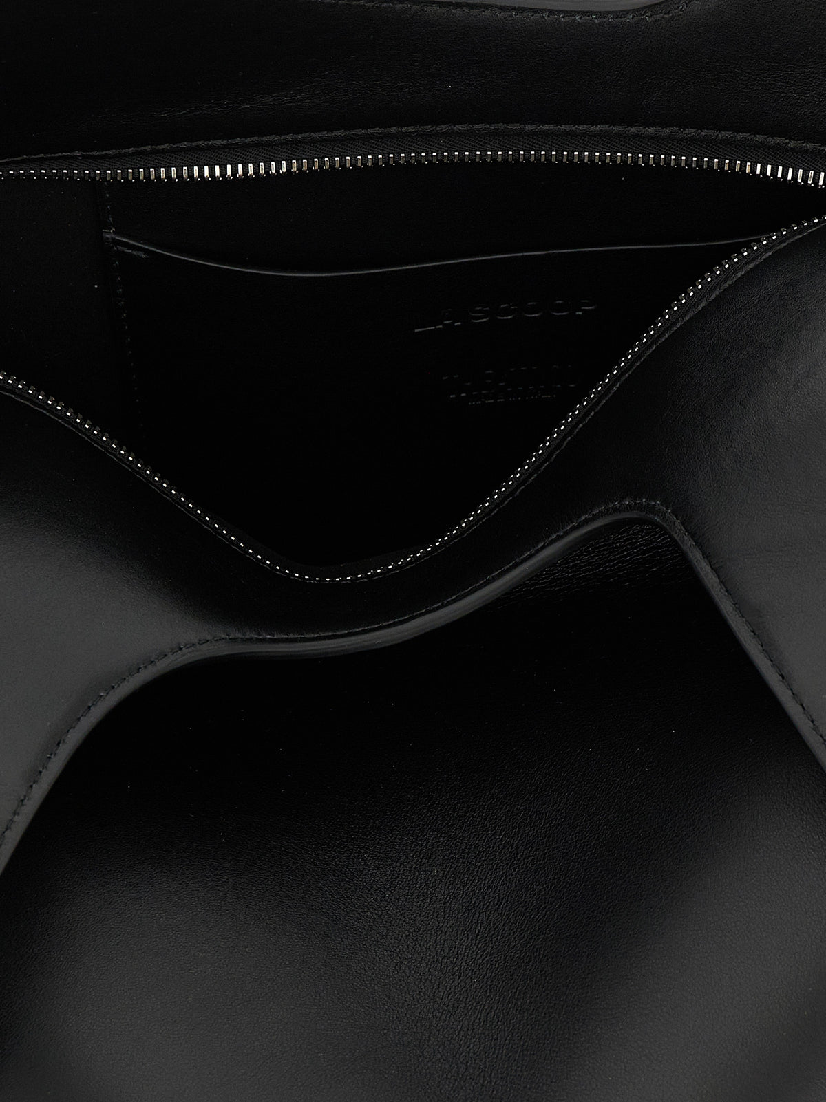 The Attico Women 'La Scoop Medium' Shoulder Bag