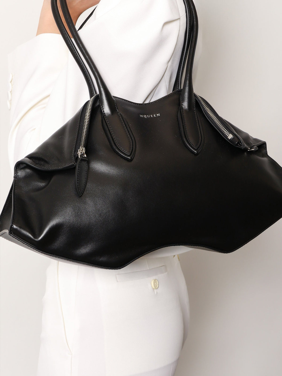 Alexander Mcqueen Women Manta Leather Shoulder Bag