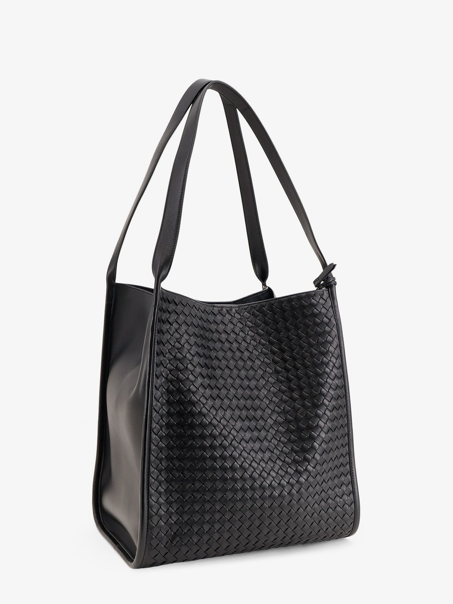 Bottega Veneta Men Corriere Leather Shoulder Bag With Intrecciato Pattern