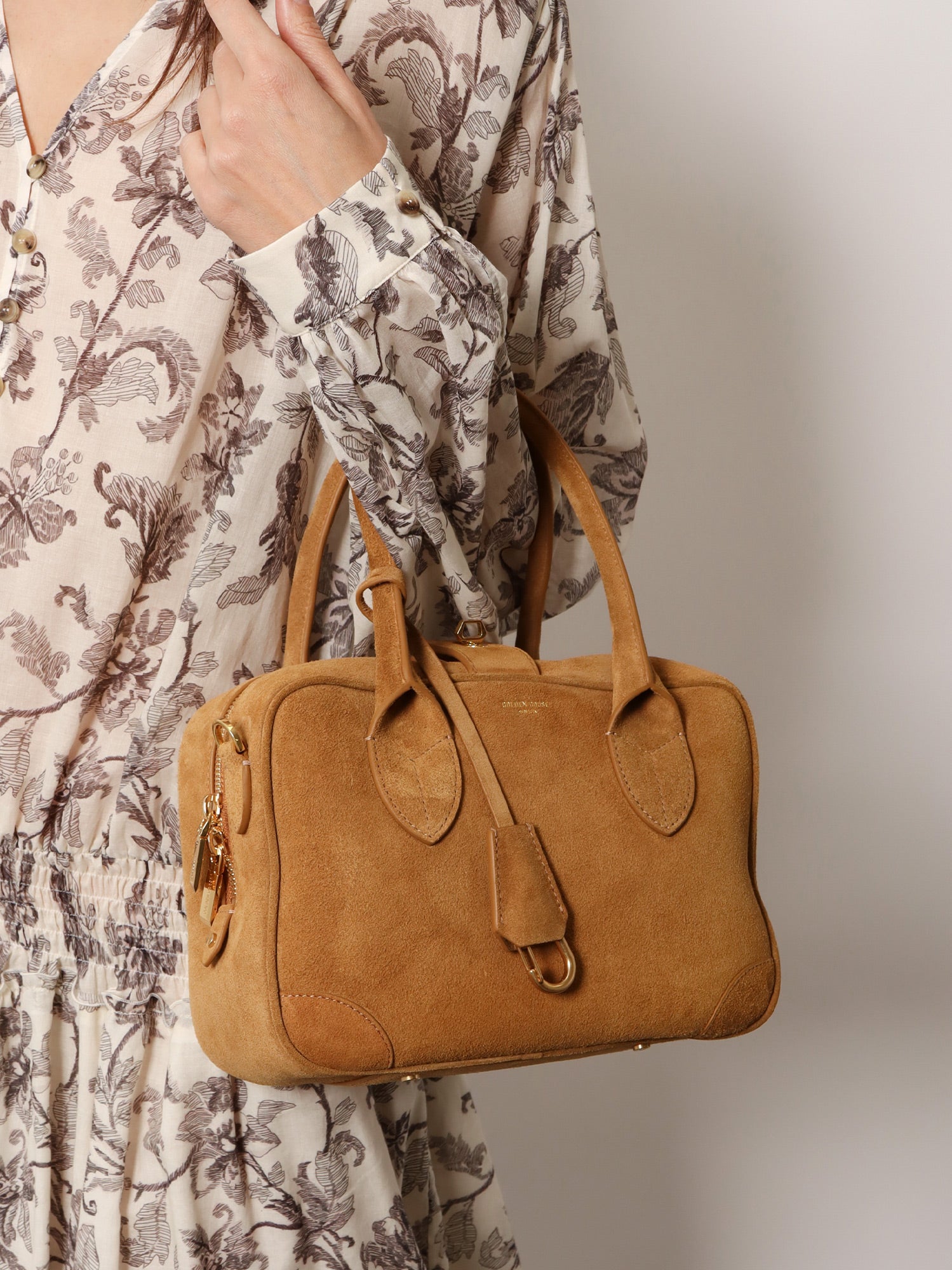 GOLDEN GOOSE DELUXE BRAND Golden Goose Deluxe Brand Women Vita Bag Suede Crossbody Bag