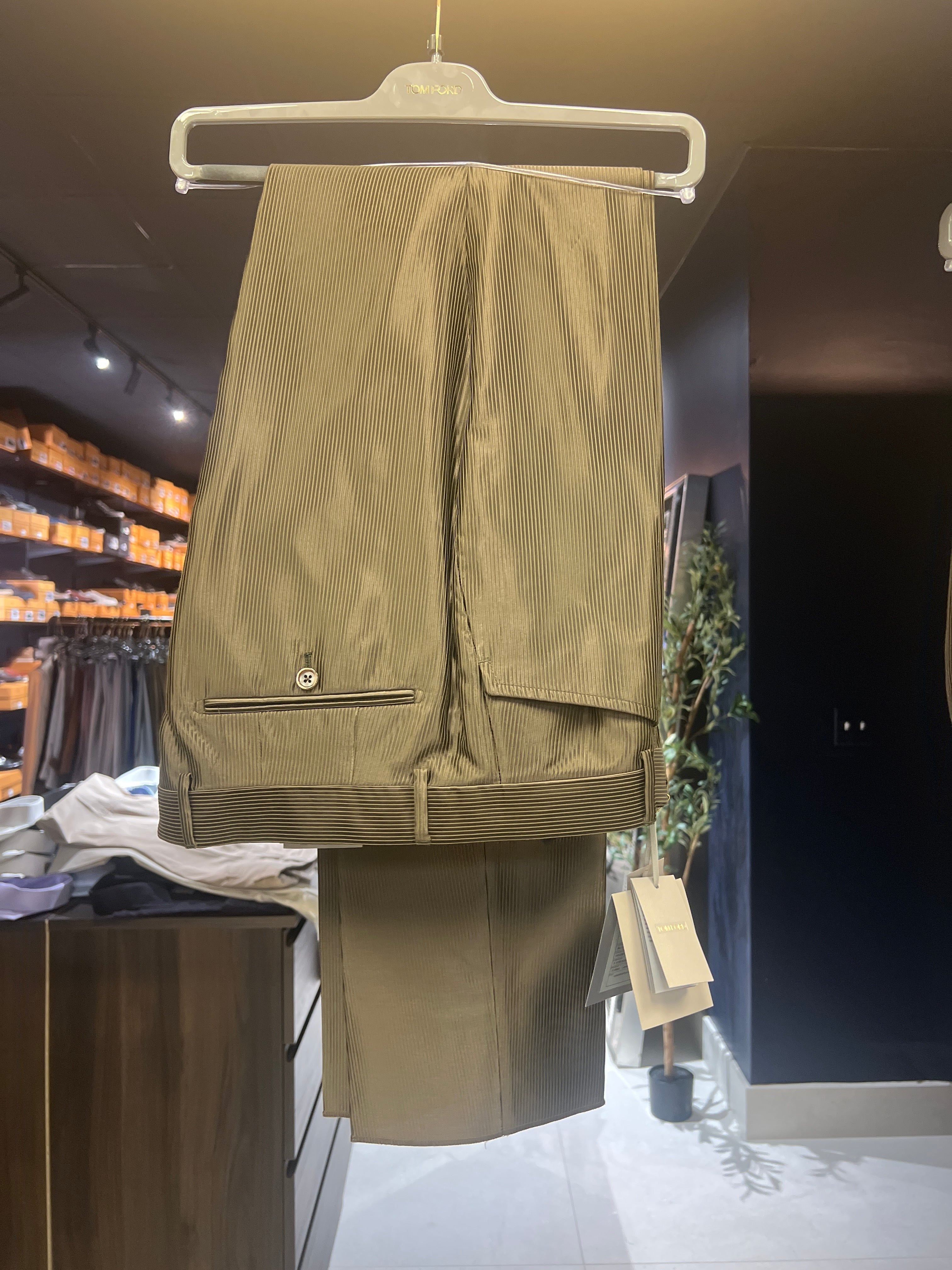 Tom Ford Men's Khaki Green 61% Cotton & 39% Viscose Pants