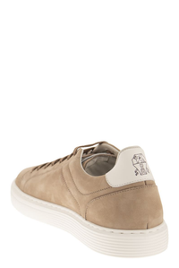 BRUNELLO CUCINELLI MENS SNEAKERS IN BROWN