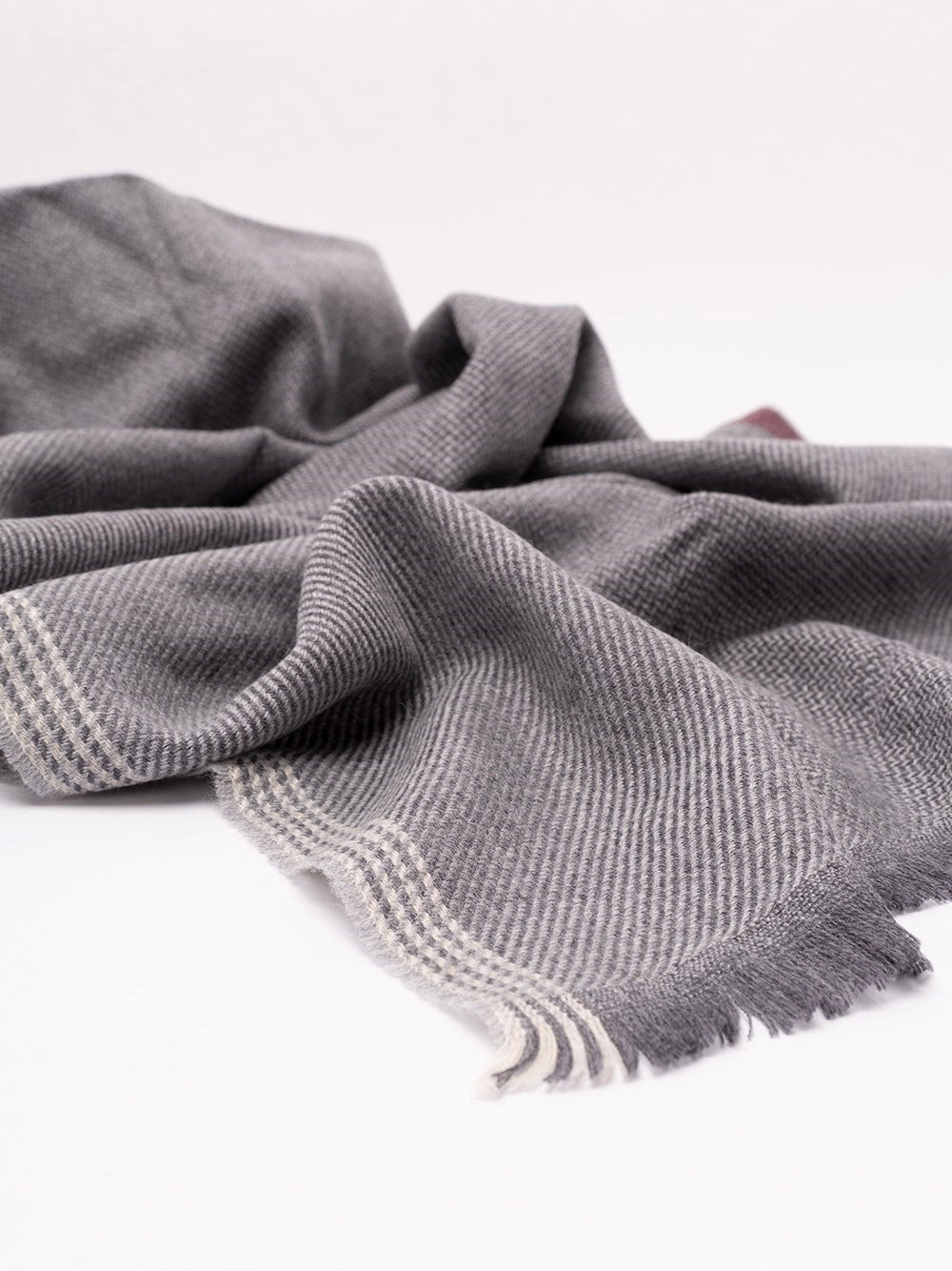 Brunello cucinelli Brunello Cucinelli Men Wool And Cashmere Diagonal Twill Scarf